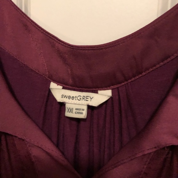 Stitch Fix Sweet Grey Juni Mixed Material Top - Picture 4 of 7